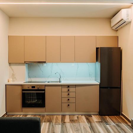 סלוניקי Blackhaus Family And Friends Deluxe Apartment מראה חיצוני תמונה
